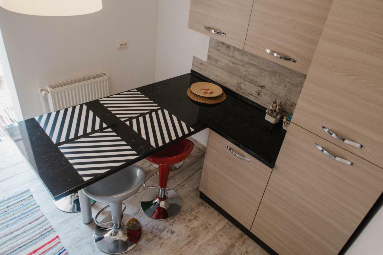 Good Vibes Apartment Câmpulung Moldovenesc المظهر الخارجي الصورة